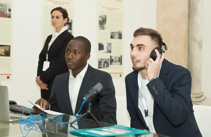Interpretariato di trattativa a Caserta per meeting B2B